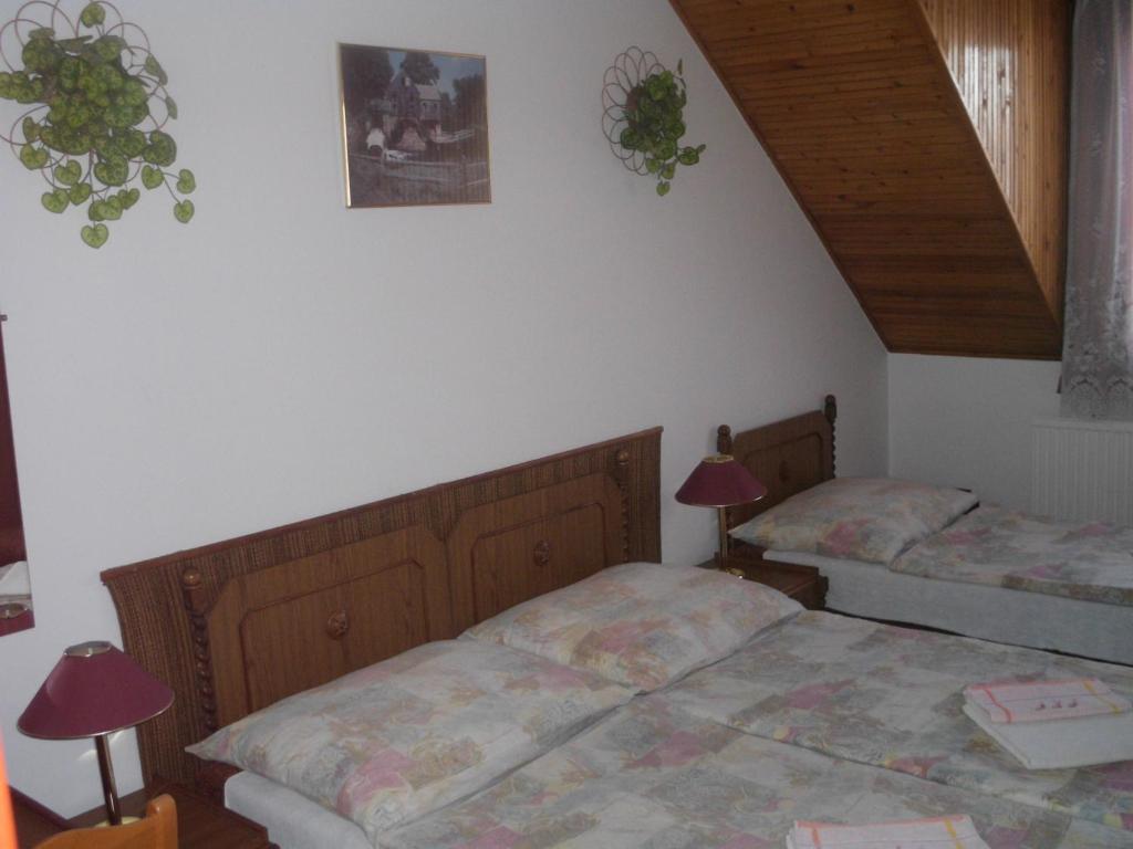 Stop Panzio Debrecen Chambre photo