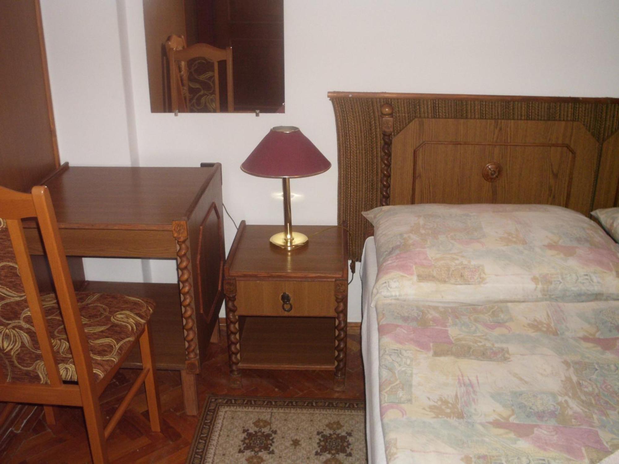 Stop Panzio Debrecen Extérieur photo